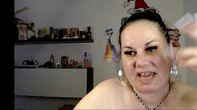 andreea2011 online show from April 4, 4:06 pm