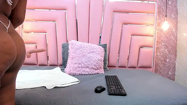 ALYANNA HOT  online show from February 10, 11:57 am