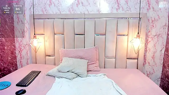 ALYANNA HOT  online show from September 16, 12:13 pm