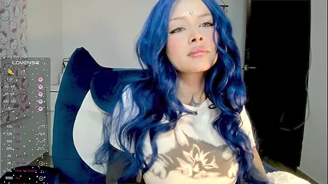 AlinaLukyanova online show from May 21, 5:05 am