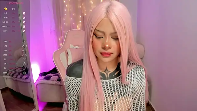 AlinaLukyanova online show from December 22, 4:59 am