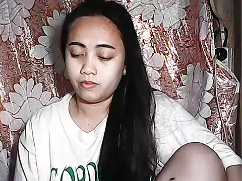 Snapshot of Pinay_Chubby20 chatting on September 16, 9:23 pm Pinay Chubby20 online show from September 16, 9:23 pm