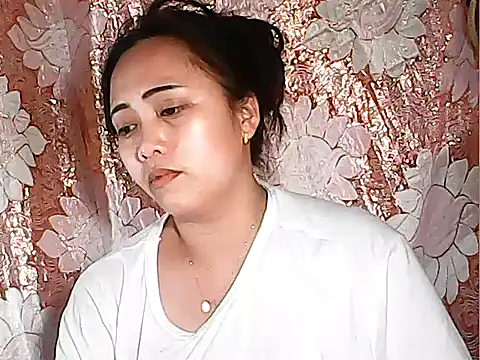 Snapshot of Pinay_Chubby20 chatting on September 28, 8:52 am Pinay Chubby20 online show from September 28, 8:52 am