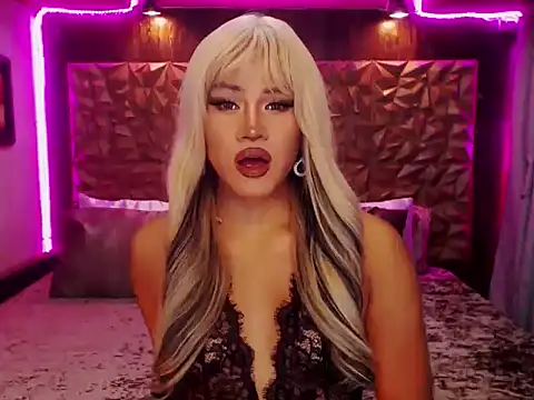 YllanaAltheaXxX online show from October 18, 6:38 am