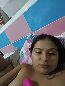 yatzuriperrita online show from May 28, 2:09 am