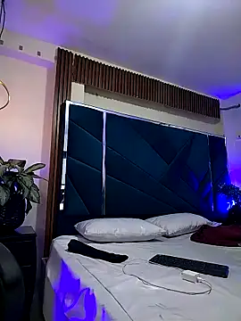 sara-lopez1 online show from November 5, 7:52 pm