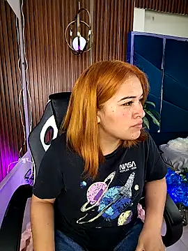 sara-lopez1 online show from October 13, 12:08 pm