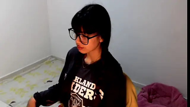 meganmiauu online show from May 20, 5:32 pm