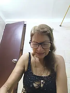 MaryeLunna online show from August 3, 11:16 am