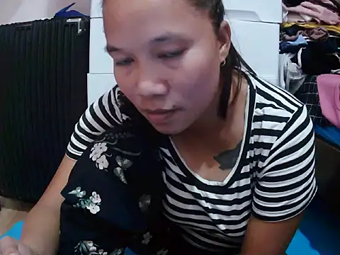 Snapshot of celestine_22 chatting on October 1, 1:10 am celestine 22 online show from October 1, 1:10 am