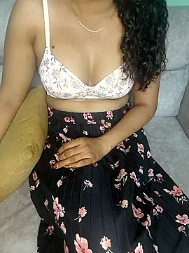 Tamilpallavi online show from January 13, 8:24 pm