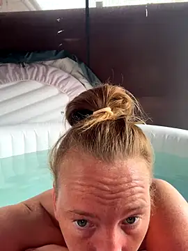 JustYourNormalCouple online show from October 1, 11:37 am