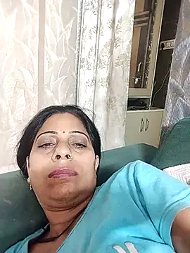 Soniya Roy online show from May 3, 10:02 pm