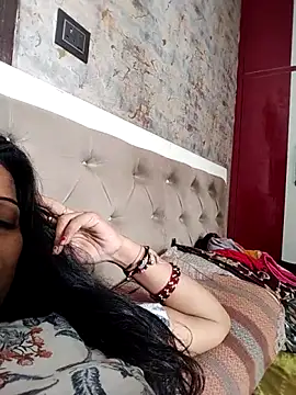 Soniya Roy online show from May 22, 6:00 am