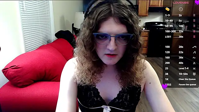 KayKumm online show from October 7, 3:44 am