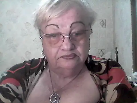 NatalieNorth online show from May 10, 10:34 pm