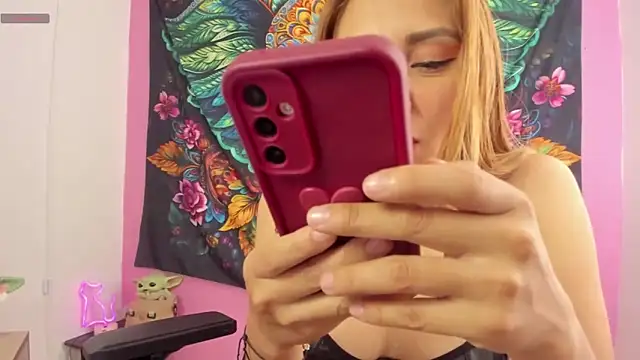 Alice VIP online show from October 9, 5:50 pm