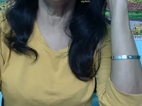 Lovely bhabhi143 online show from May 11, 7:10 am