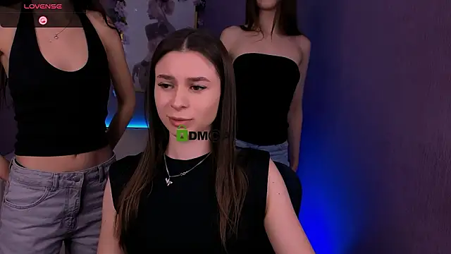 nekky mouse online show from March 15, 10:39 am