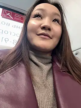 Snapshot of KissMeEva chatting on October 1, 2:11 pm KissMeEva online show from October 1, 2:11 pm