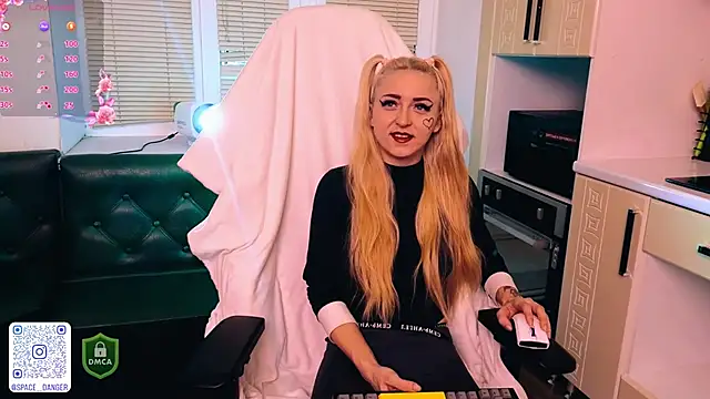 space danger online show from October 18, 2:09 pm