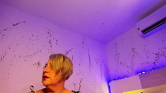 JaddeWalker online show from February 5, 11:24 am