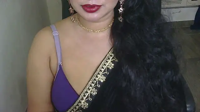 QUEEN SAKHI- online show from September 26, 7:44 pm