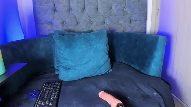 SafiroBlake online show from October 2, 3:44 am