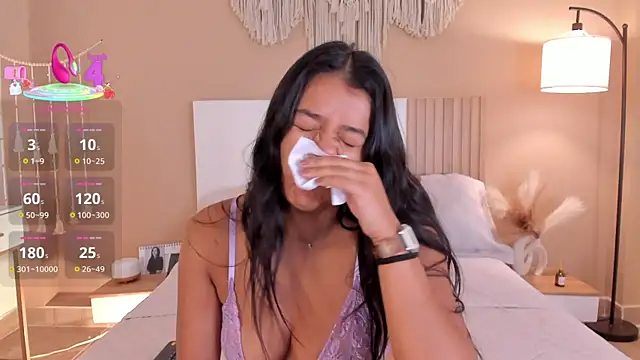 Camila Bustamante online show from May 19, 2:13 pm