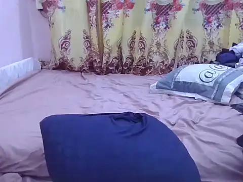 WildPussy4uxx online show from April 5, 4:22 am