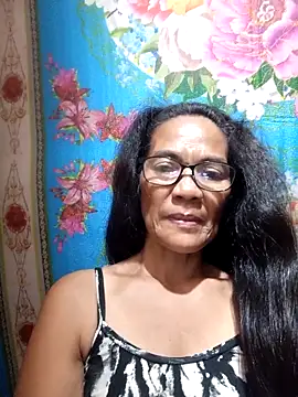 Snapshot of ImYourWoman_55 chatting on September 25, 3:55 pm ImYourWoman 55 online show from September 25, 3:55 pm