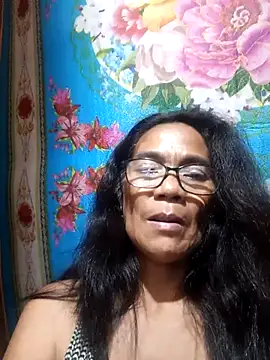 Snapshot of ImYourWoman_55 chatting on October 6, 6:12 pm ImYourWoman 55 online show from October 6, 6:12 pm