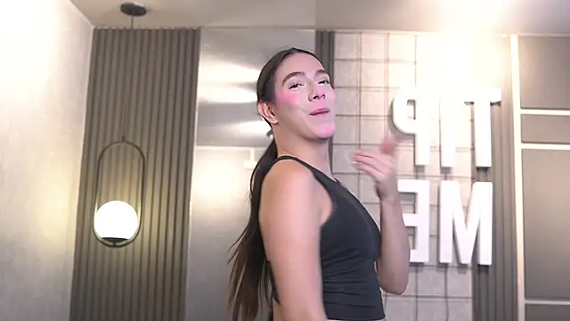 Ariaa Isabell online show from May 16, 1:21 pm