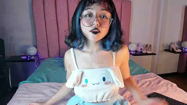 TerumiKitty online show from February 5, 9:18 pm