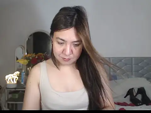 stellahugeX online show from November 30, 5:06 pm