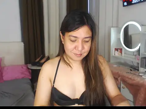 stellahugeX online show from April 8, 10:23 pm