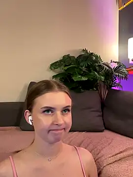 FlexiPixie online show from October 21, 6:34 pm