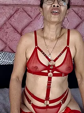 Merybeks online show from May 11, 4:04 pm