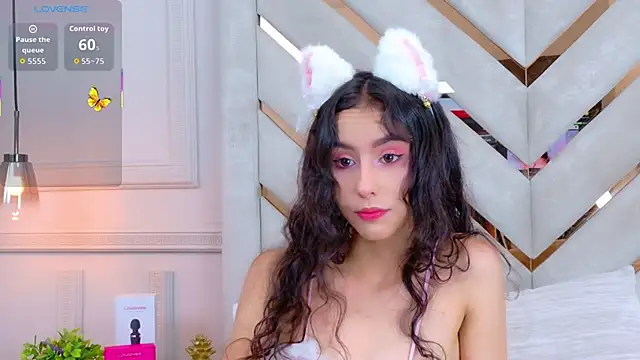 Sarah-Grace online show from October 14, 2:58 am