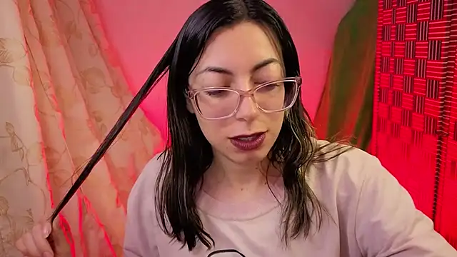 Miranda sexlove  online show from December 14, 7:36 am