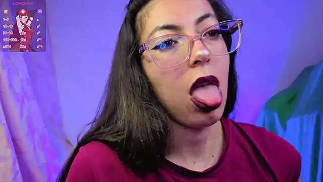 Miranda sexlove  online show from March 22, 7:20 pm