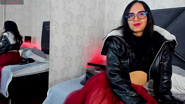 white leti online show from October 31, 11:09 pm