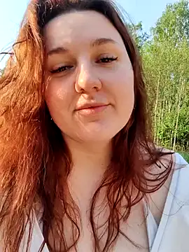 love me  tonight  online show from May 19, 4:47 pm