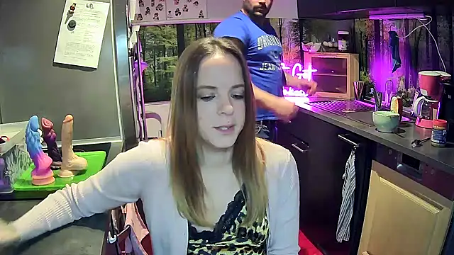 SexyMilf 37 online show from November 14, 9:04 pm