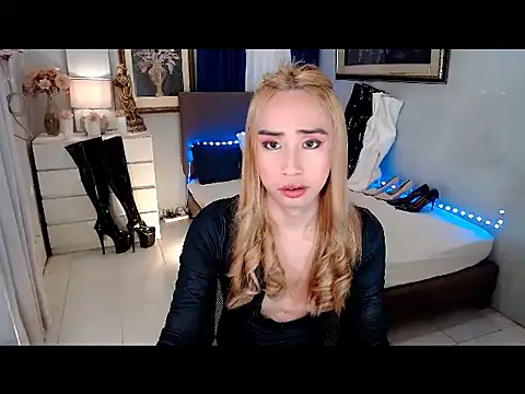 xMistressTiffany online show from September 24, 9:58 pm