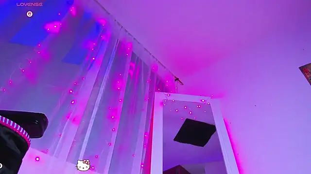 mangoshake  online show from March 25, 6:05 am