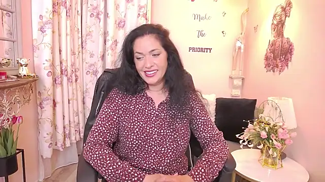 MyLovOne online show from May 10, 1:13 pm