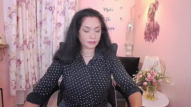 MyLovOne online show from May 26, 12:15 pm