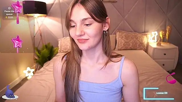 DiamondGoldie online show from November 6, 2:34 pm