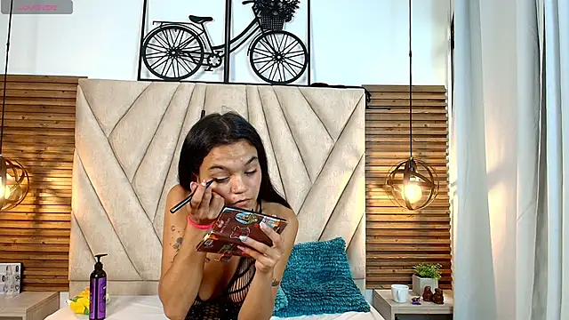 Cinthiabaker online show from May 15, 1:36 pm